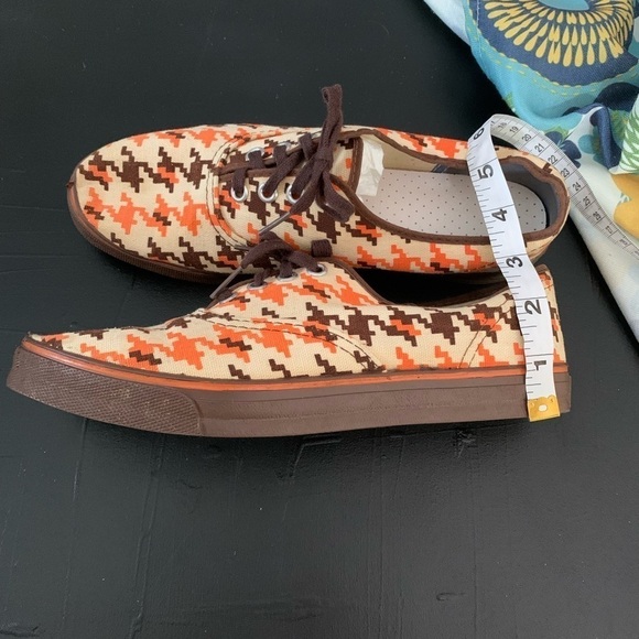 Vintage Tiffs Sneakers, size 7.5 - Picture 6 of 11